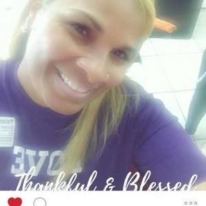 Meet your Posher, Yolanda